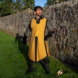 Medieval Clement Tabard - Griffin Yellow/Epic Black